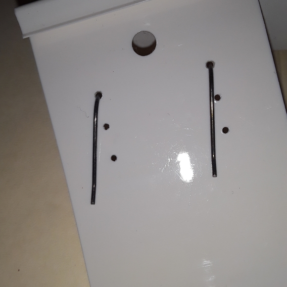 Frog earrings - Picture 3 of 3